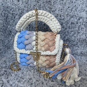 Bolso tejido ganchillo/bolsa de lujo capri/cartera bandolera de punto/bolso de hombro con cadena de oro/tejida a mano/crossbody hecho a mano