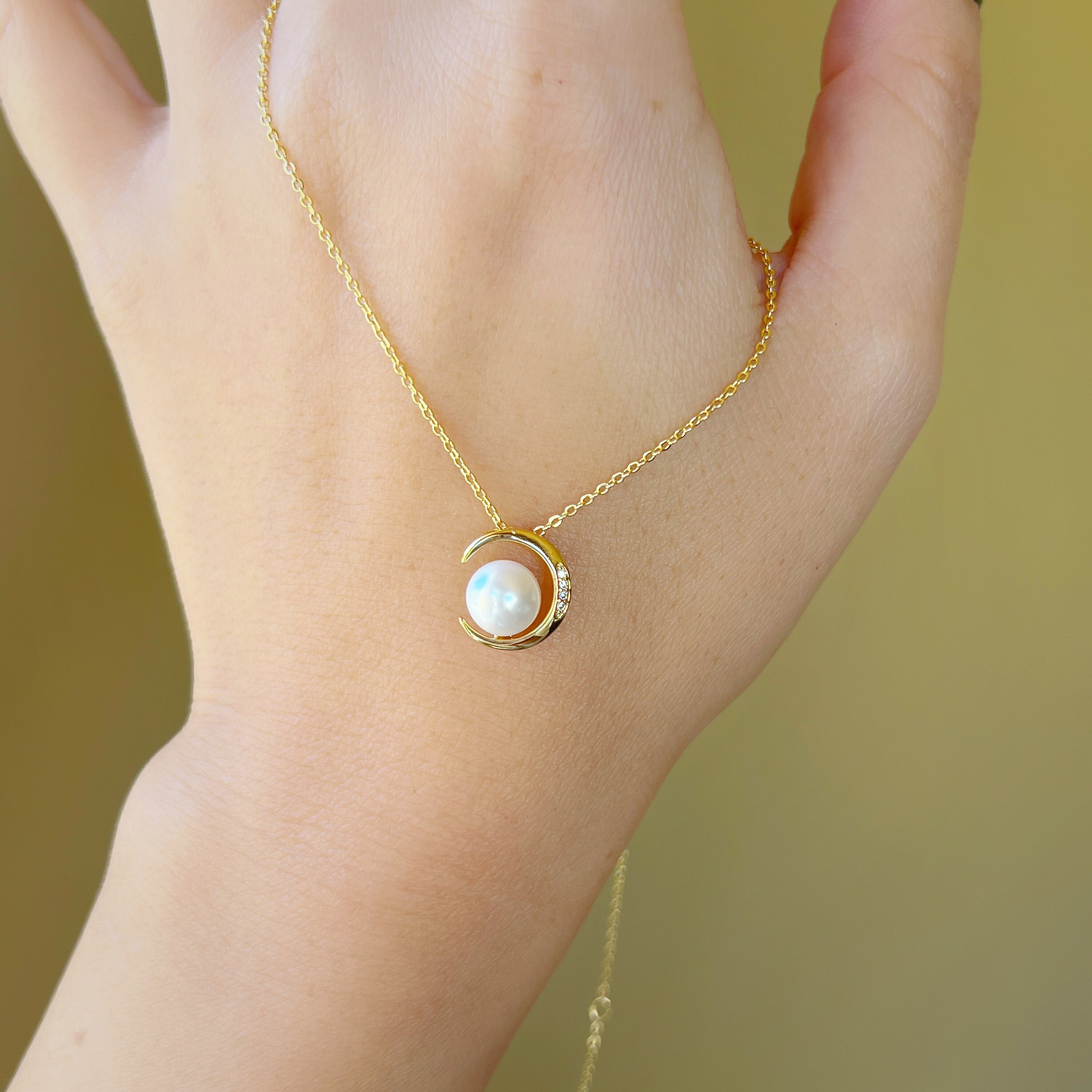 Moonpool Pearl Necklace Silver