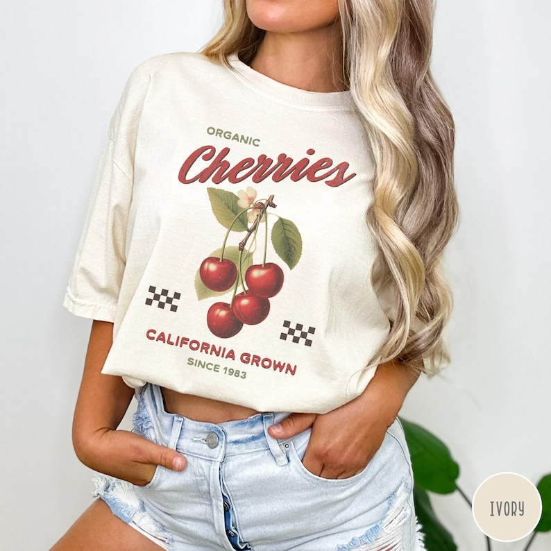Cherry T-shirt, Vintage Cherry Tee, Retro Fruit Shirt, Summer T-shirt, Vintage Graphic Tee, Retro Comfort Colors Tee, Trendy Oversized Shirt Ivory