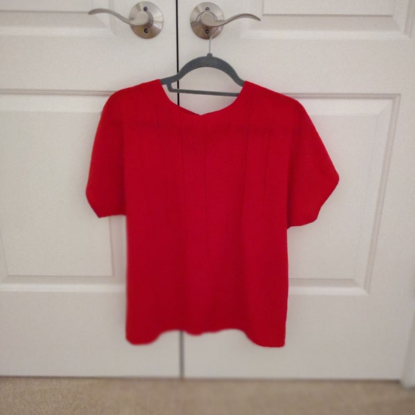 Vintage  Josephine Chaus Collections  Red Blouse Short Sleeved 100% Polyester Size 6