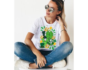 Love St Patrick Day PNG Sublimation, Irish Hoilday Digital Download, DIY St Patricks Day, T-Shirt, Mugs, Tumblers, Shamrock Green Design
