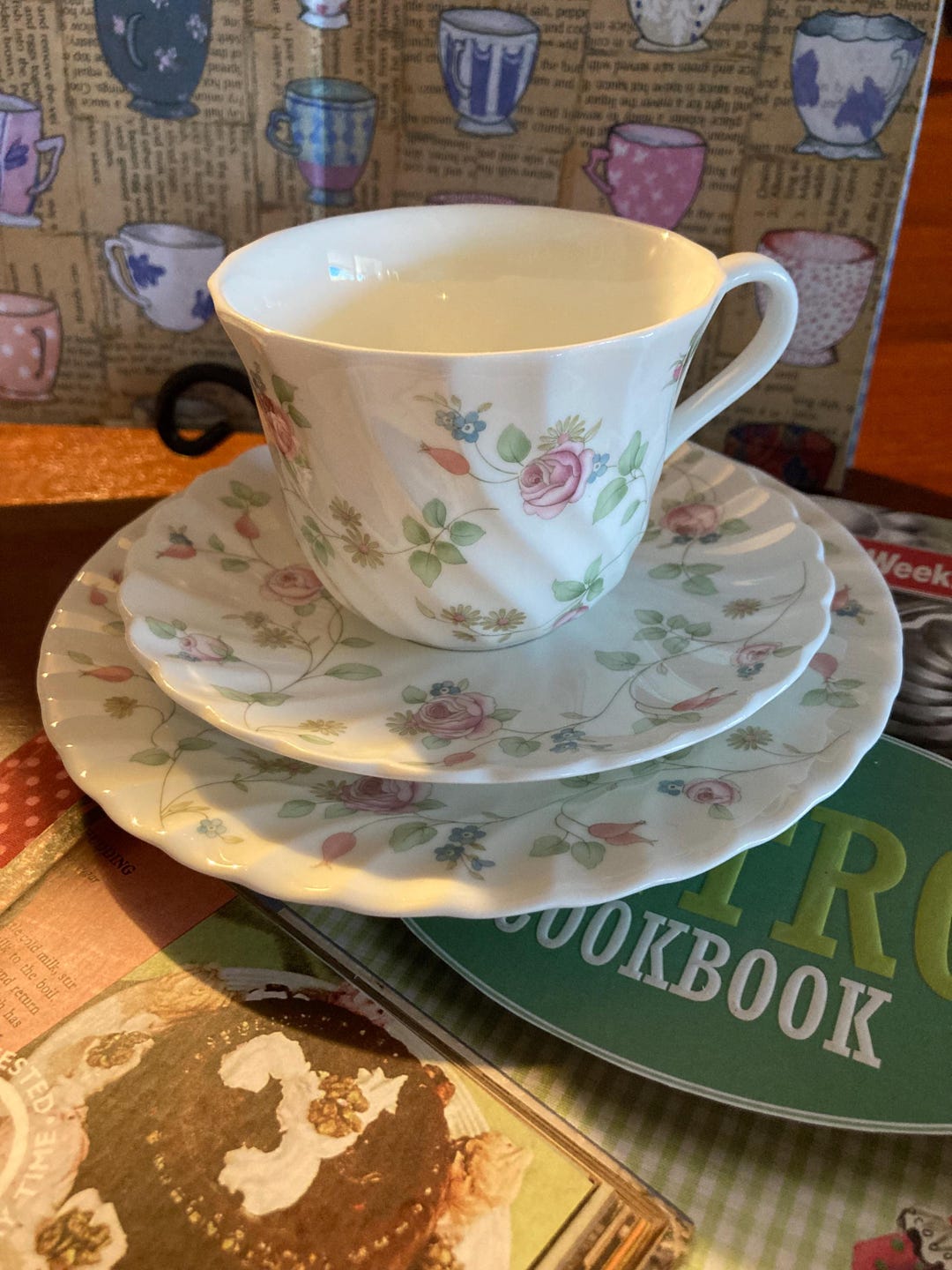 Vintage Wedgwood Rosehip Pink Floral Bone China Teacup, Saucer, Side ...