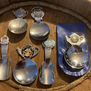 Vintage Australian, UK and New Zealand souvenir enamel tea caddy spoons.  6 to choose from.