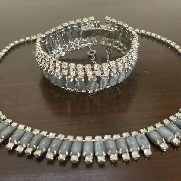 Beautiful Vintage WEISS Demi Parure Necklace & Bracelet Matching Set-Clear Rhinestones-Blue/Gray MoonstoneSilver Metal