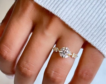 Magic Round scattered diamond ring, 14k white/ yellow gold wedding ring, Round vintage engagement ring for her, magic Round with round ring