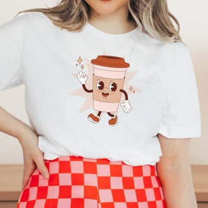 Camisa amante del café de estilo retro, chico del café de dibujos animados, cafeína, camiseta adicta al café, Starbucks, espresso, barista, camiseta gráfica vintage