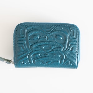 Design autochtone « Ours et grenouille » salish du littoral par Francis Horne père | Porte-cartes en relief | Art autochtone du nord-ouest du Pacifique | Cadeau pour