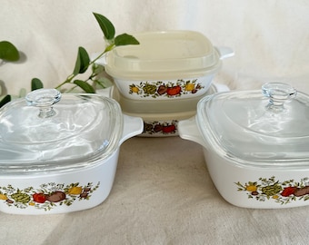 Spice of Life Corning Ware Set of 4 } 2 Small Casserole Dishes with Glass Lid } 2 Small Dishes with Plastic Lids } French Spice }