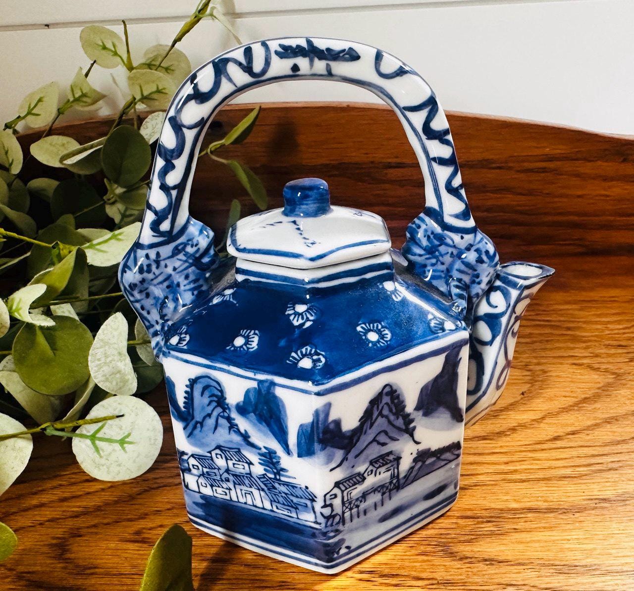 Vintage Hexagon Blue and White Teapot With Lid } Chinese Teapot