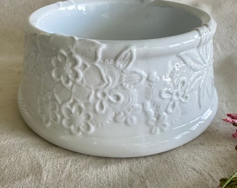 Fancy Oscar De La Renta Pet Bowl } White Floral Ceramic Dog Bowl } Neiman Marcus Dog Dish } Dog Lover } Cat Lover } Pet Gift }