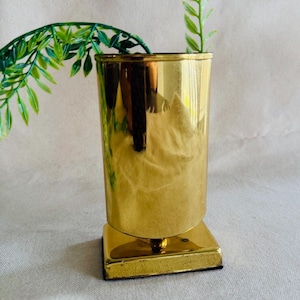 Vintage MCM Polished Gold Desk Accessory } Eyeglass Holder Stand { Pencil Pen Holder } Square Weighted Bass } Eyewear Sunglass Stand }