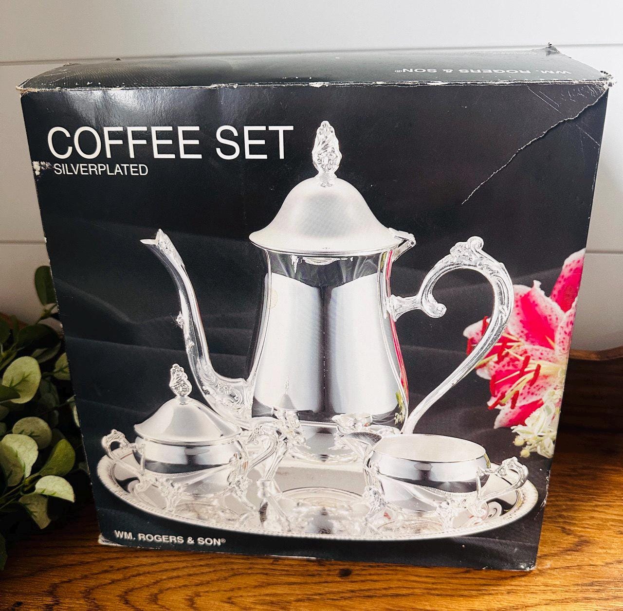 Vintage WM Rogers and Sons Silverplate Coffee Tea Set } Silver