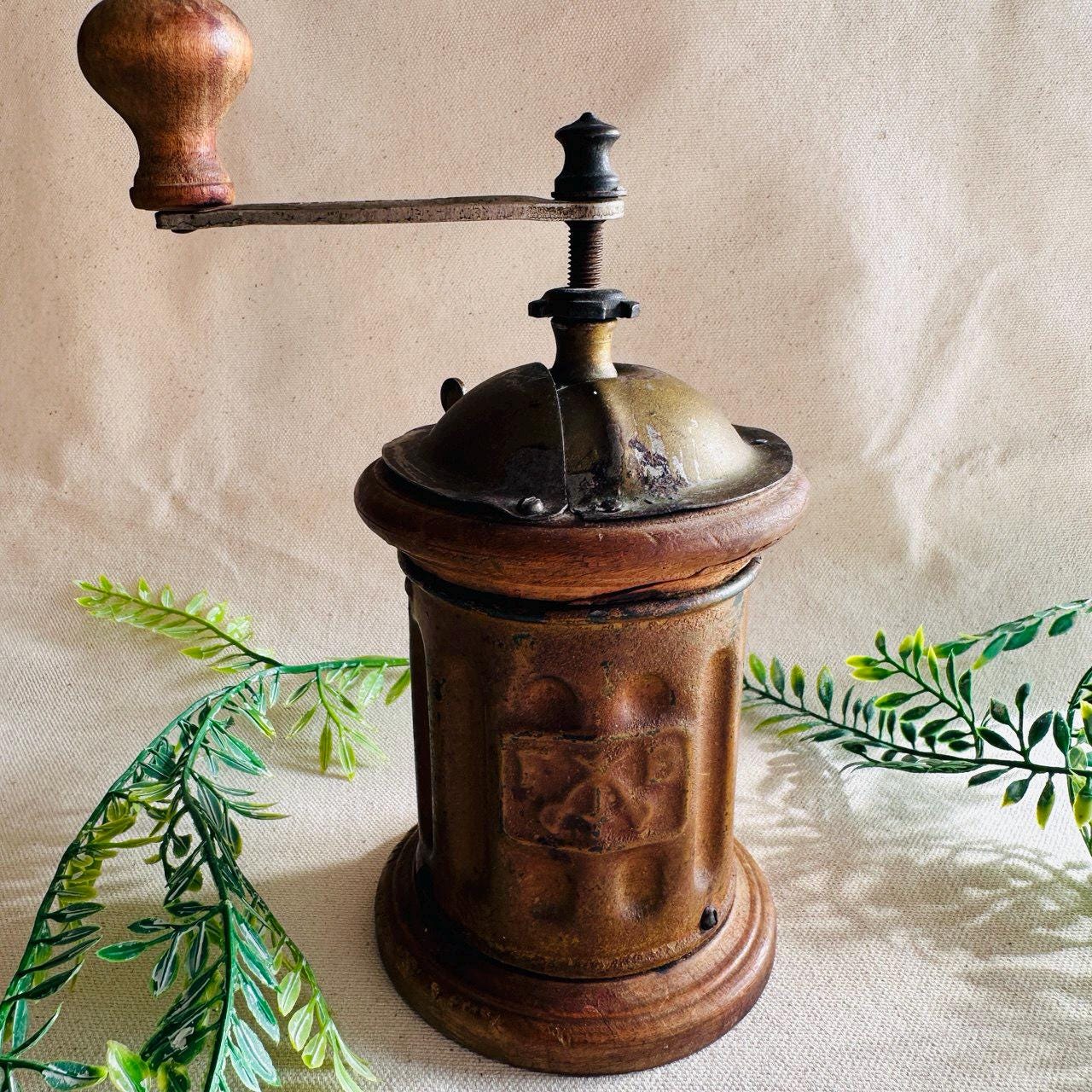 Tre Spade Coffee Grinder - Etsy