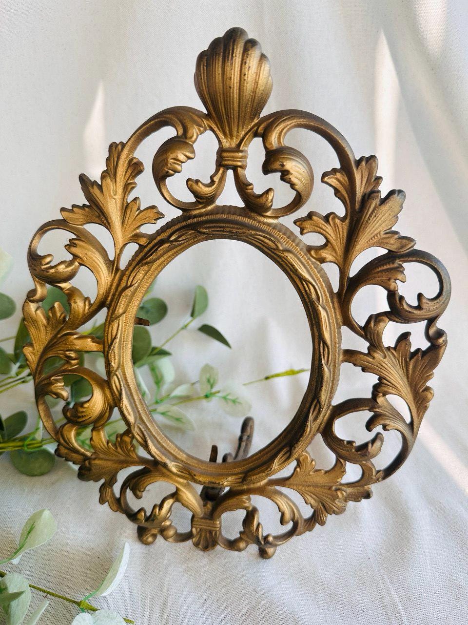 Vintage A.F. Deitsch Picture Frame } Gold Gilt Ornate Scroll Frame