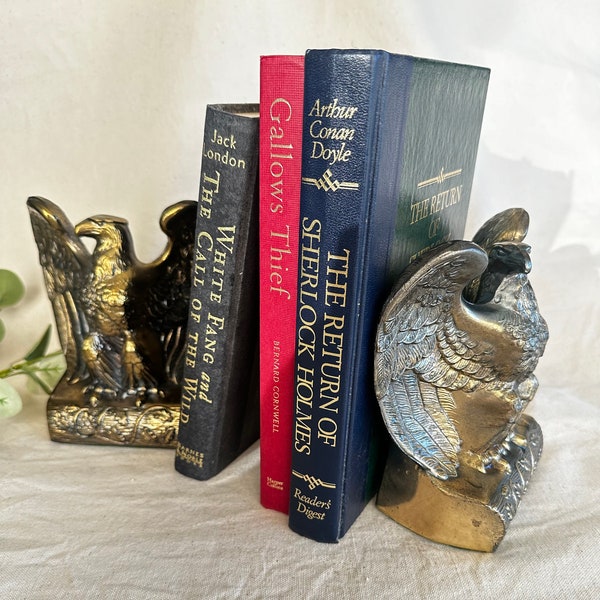 2 Vintage American Eagle Bookends Cast Metal Brass } Bronze Bald Eagle Book Ends { Eagle Statue Figurine } Historic Patriotic Book Ends }