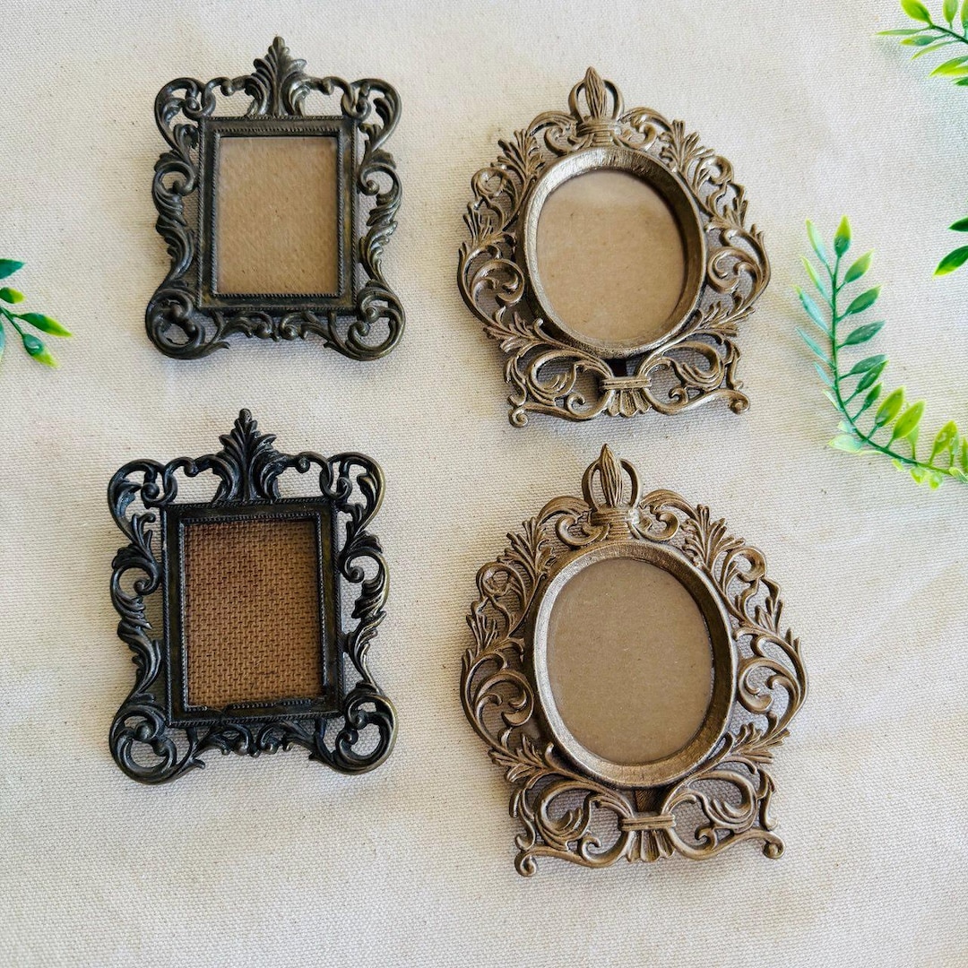 Vintage Mini Picture Frames } Made in Italy } Cast Metal Ornate Oval ...