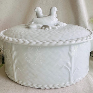 Vintage White Porcelain Royal Worcester England Gourmet Oven Covered Casserole Dish Doves } Oval Casserole Basketweave Dish }