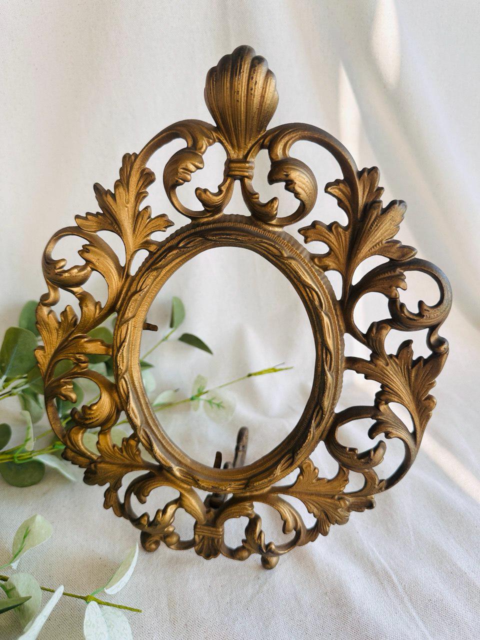 Vintage A.F. Deitsch Picture Frame } Gold Gilt Ornate Scroll Frame