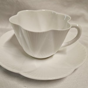 Shelley Foley China Rd 272101 plain white