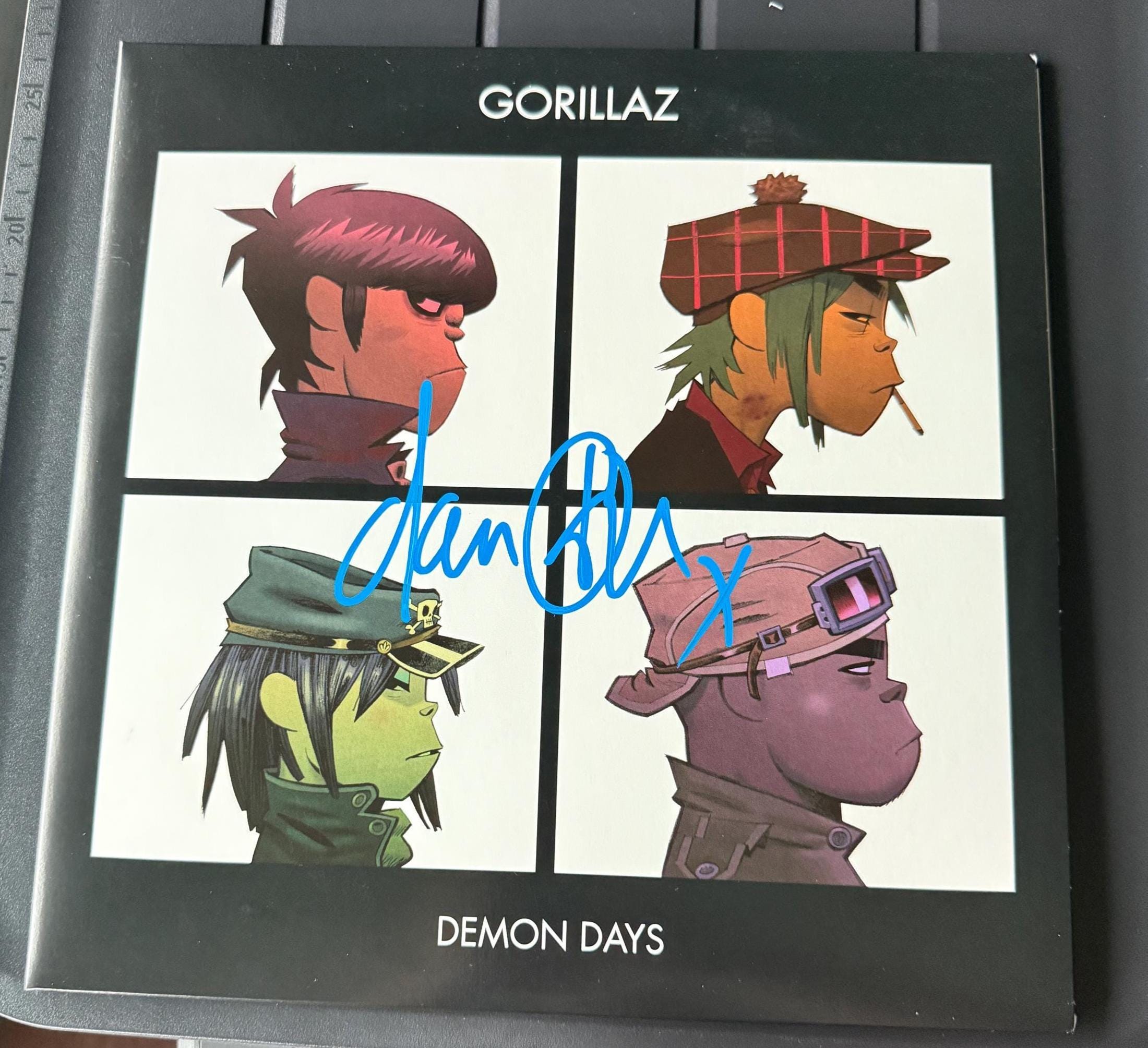 レア ブラー 直筆サイン CD blur ゴリラズ gorillaz damon レア ブラー