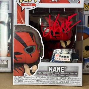 Funko Pop 164 - Wwe - KANE Signiert - CoA authentifiziert - Gratis Schutz - Gratis Versand