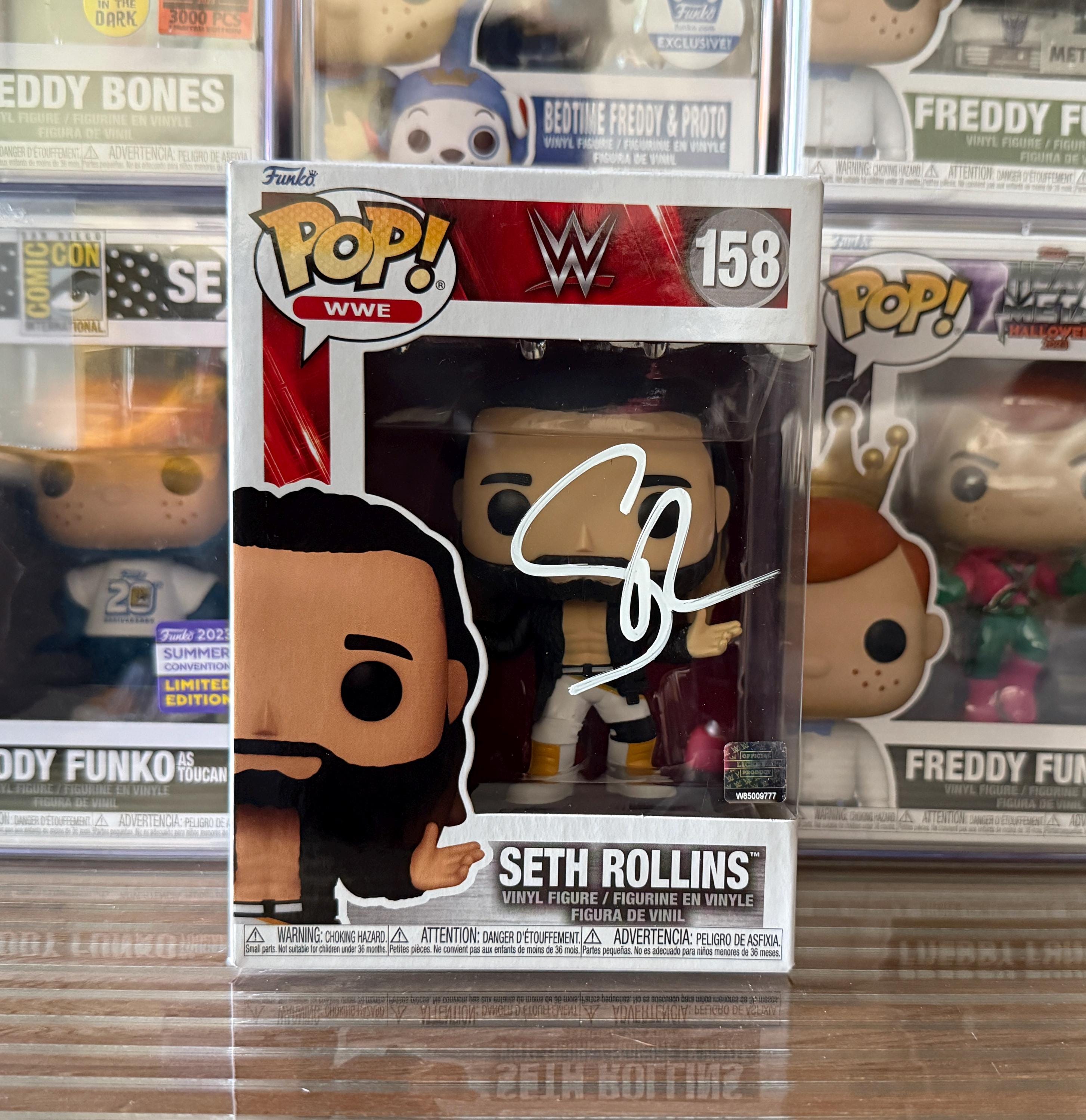 Kathy Najimy Mary Sanderson Hocus Pocus 2 Funko POP! - Facsimile Signed Reprint With Protector Case