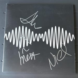 レア　アークティック・モンキーズ　サインCD Arctic Monkeys レア アークティック・モンキーズ サインCD Arctic Monkeys レア