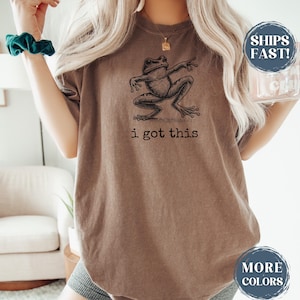 Funny Frog Vintage Shirt Comfort Colors Retro Botanical Cottage Core Shirt Goblincore Tee Vintage Aesthetic Nature Tshirt Dark Academia Gift