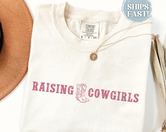 Cowgirl Mama Shirt, Western Mama Tee, Comfort Colors Western Mom Shirt, Country Mom Gift, Rodeo Mom T Shirt, Cute Cowgirl Mom Tee, Girl Mom