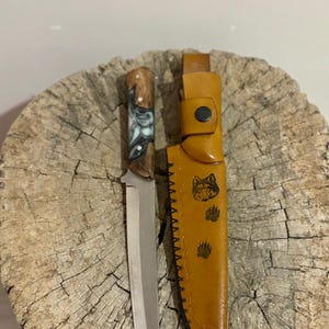 Handmade Tanto Hunting Knife: Walnut Wood Handle, German Steel