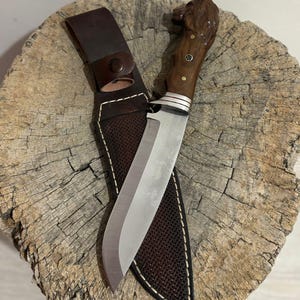 Handmade Wolf Head Hunting Knife: Stainless Steel Bushcraft Bowie Knife