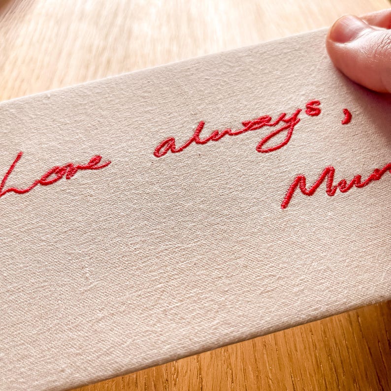 Gepersonaliseerd handschriftborduurwerk | Aandenken op maat | Geborduurd cadeau met handgeschreven tekst | Gepersonaliseerde handtekeningkunst afbeelding 4