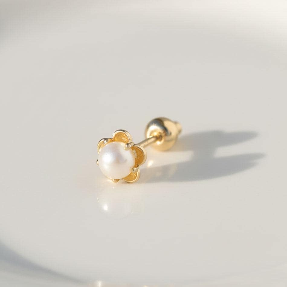 14K Solid Gold Pearl Flower Piercing Dainty Floral Stud Minimalist Cartilage Helix Tragus Earring Tiny Gold Gift for Her