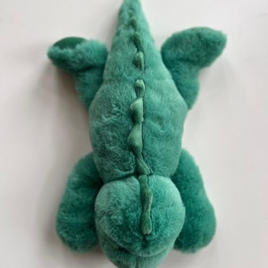 Niedlicher Plüsch Dino, weiches und flauschiges Stofftier, süßes Kuscheltier, besondere Geschenke, Geschenk zur Geburt, 34cm Dino Plüschtier Bild 6