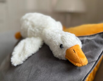 Cute plush goose, duck, super soft and fluffy stuffed animal, sweet cuddly toy, 47 cm