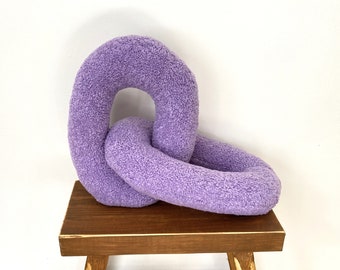 Chain Link Pillow,Lilac Boucle Pillow,Modern Home decor,Boho Decor,Bedroom Decor,Birthday Gift,Hand Made
