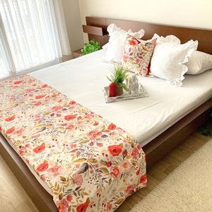 Floral Bed Runner,Holiday Home Decor,Bedroom Decor,Gift Idea,Boho Decor,Birthday Gift,Housewarming,Bedding