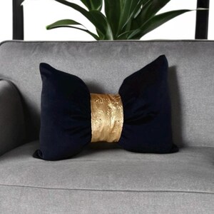 home decoration gold  and black  bow pillow