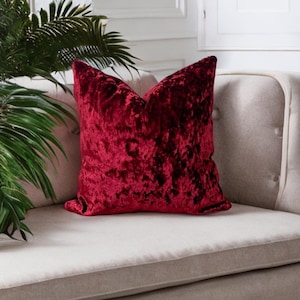 Luxurious Burgundy Crushed Velvet Decorative Pillow Cover-Housewarming Gift-Interior Design-Minimalist Home Decor-Stylish Cushione Case