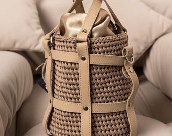 Crochet Bucket Bag Pattern, Drawstring Shoulder Bag PDF, Boho Bucket Purse, Video Tutorial
