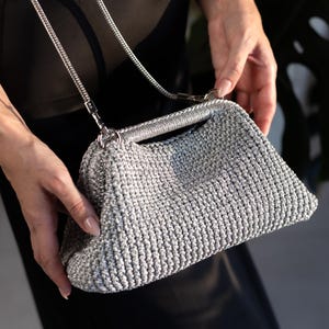 Cartera de noche dorada hecha a mano, cartera de punto metalizada, bolso pequeño brillante para eventos, cartera de fiesta de Año Nuevo, bolso de mano dorado brillante Silver