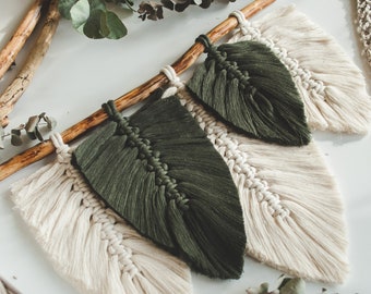 Macrame pattern Feathers wall hanging, Feathers macrame video tutorial, macrame wall hanging pattern, easy macrame wall decor