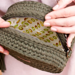 Crochet bag pattern Bali bag video tutorial, crochet circle bag pattern, tshirt yarn bag crochet DIY, crochet bubble bag image 4