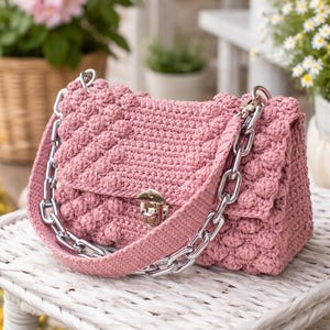 ポリエステルロープかぎ針編みバッグのパターン：PDFと動画付きのボンボンDIYチュートリアル