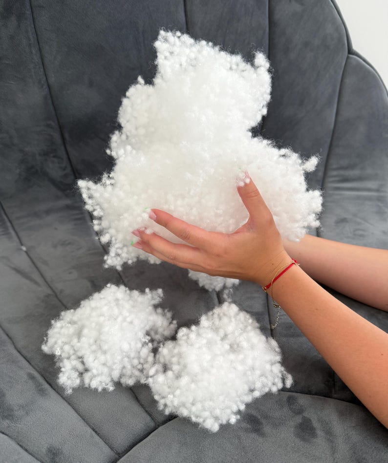 Antiallergische Füllung für Kissen Kuschel- Plüschtieretiere Spielzeug Decken und Tierbetten Elastisch und Atmungsaktiv Kunsthandwerk DIY Polyester Amigurumi Oeko-Tex Weihnachtsschmuck Kunstschnee Weihnachtsdeko