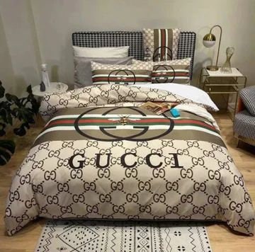 Quality Fashion Comfortable Louis Vuitton X Supreme Gucci Design Real Silk  4 Pieces Bedding Set Bed Sheet Quilt Cover