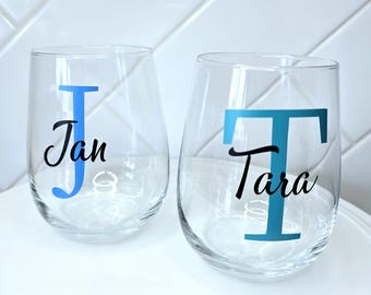 Personalised Name Initial Stemless Wine Glass | Birthday and Wedding Gift | Mr and Mrs | Teacher and Educator Glass | Wine Lover Gift