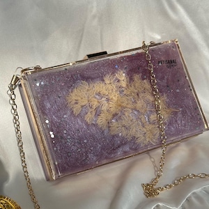 Resin Floral Clutch – Custom Made Handcrafted Purse with Real Flowers, Unique Botanical Resin Art Bag, Personalized Gift