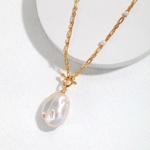 King Protea - Baroque Pearl Necklace (no Zircon)