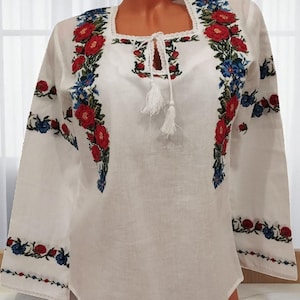 Ie Romanian blouse,Romanian blouse, floral embroidery, peasant top, traditional folk blouse, boho blouse, gift from Romania